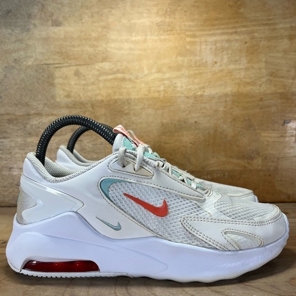 Nike Air Max Bolt Womens Size 7 Shoes Sneakers White Light Dew CU4152-104 - Picture 1 of 9